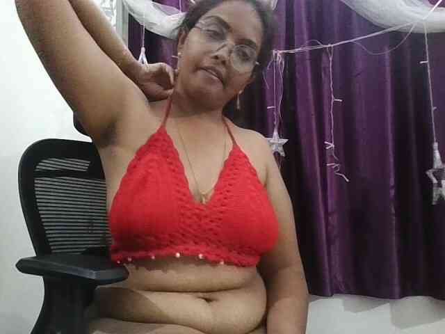 ShruthiIndian56 webcam