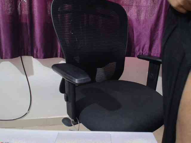 ShruthiIndian56 webcam