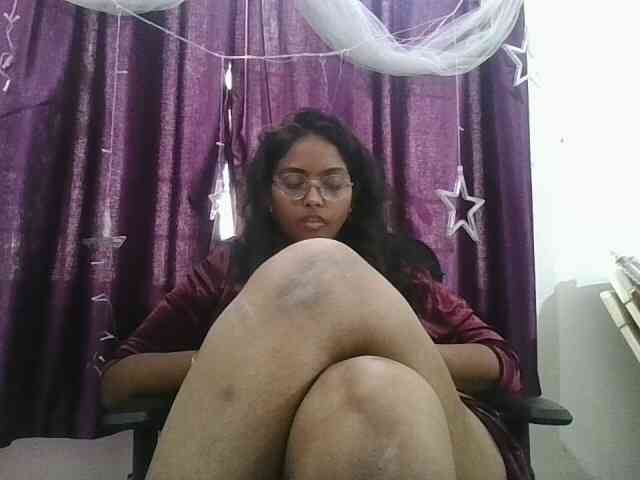 ShruthiIndian56 webcam