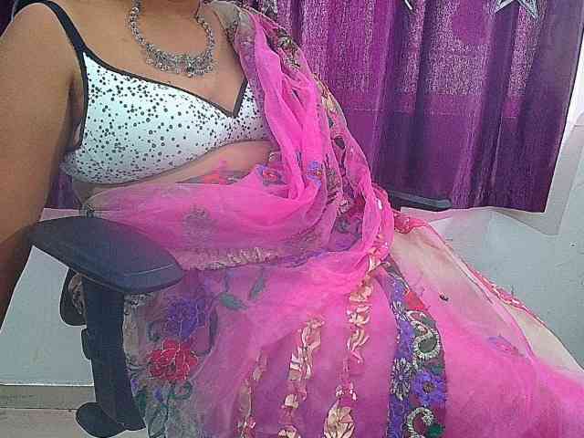 ShruthiIndian56 webcam
