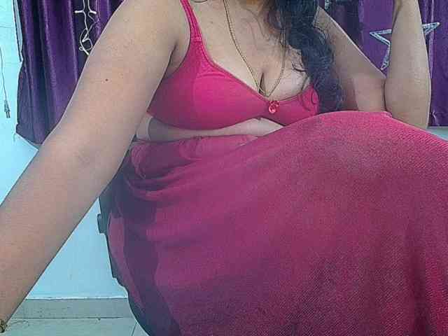 ShruthiIndian56 webcam
