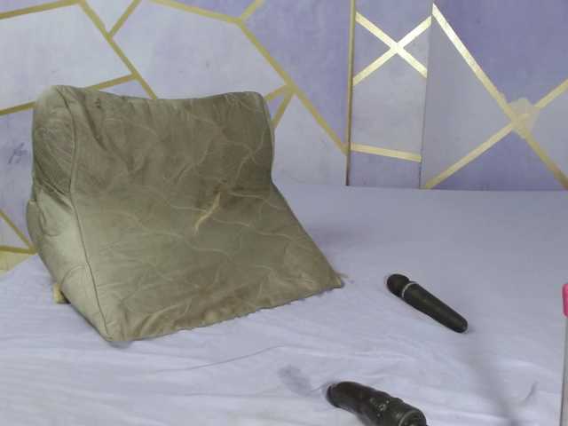 PaolaStone's BongaCams show and profile