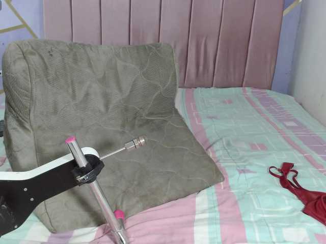 PaolaStone's BongaCams show and profile