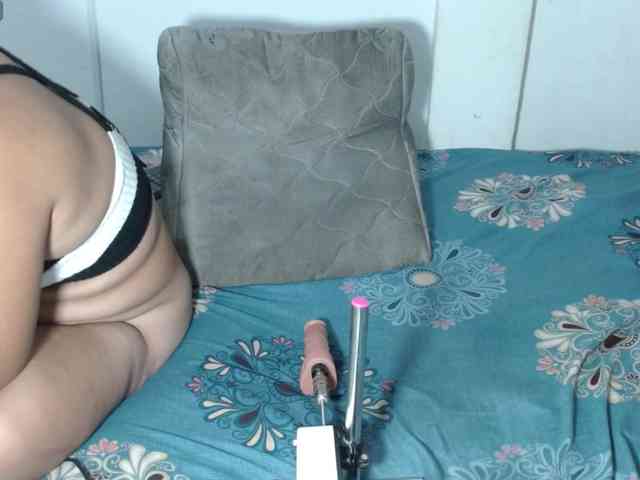 PaolaStone webcam
