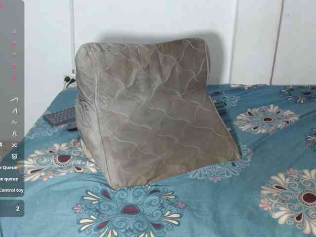 PaolaStone webcam