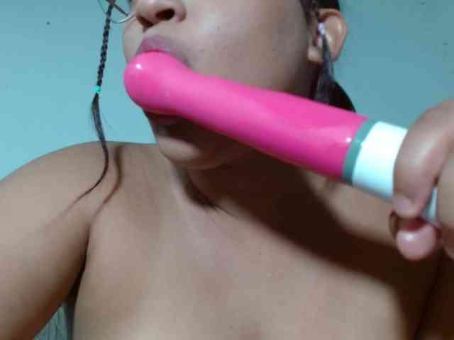 PaolaStone webcam