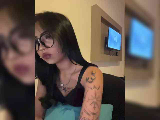 TinyIvanka Live Webcam on BongaCams TinyIvanka Live Webcam on BongaCams