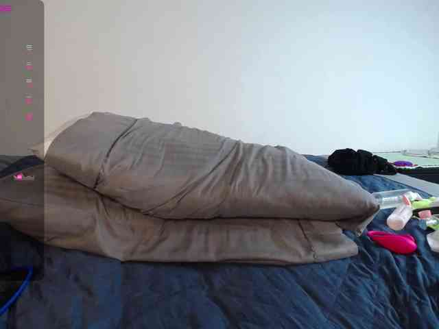 AimiCastanon webcam