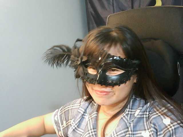 girl30slutty's BongaCams show and profile