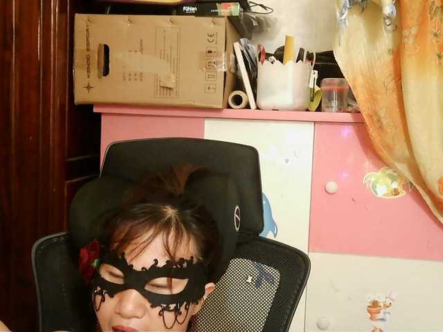 girl30slutty 直播性爱摄像头