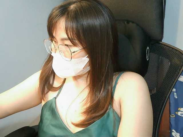 girl30slutty's BongaCams show and profile