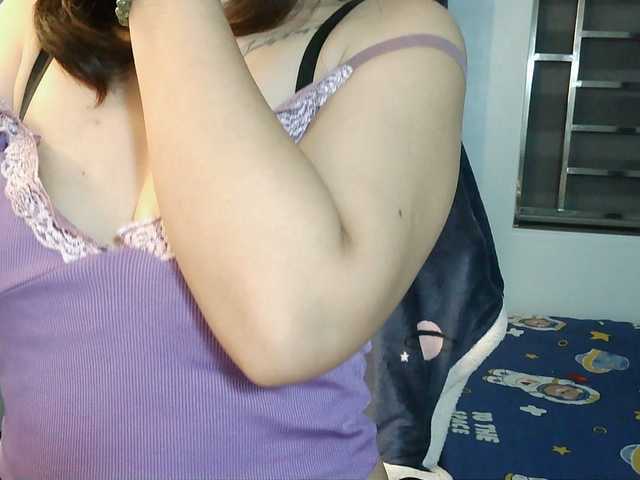 girl30slutty's BongaCams show and profile