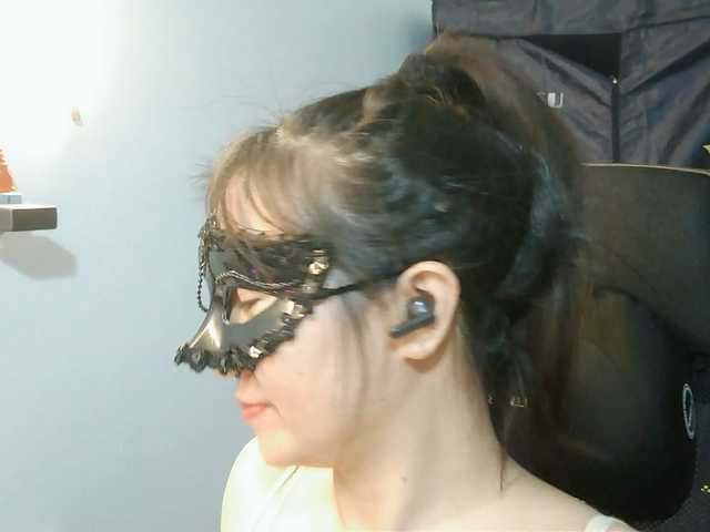 girl30slutty's BongaCams show and profile