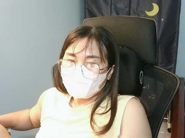 le modèle girl30slutty est en webcam porno dans un show sur le site bongacams, il possède les tags suivants: Asian,Brunette,Hairy