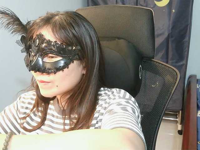 girl30slutty's BongaCams show and profile