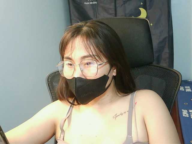 girl30slutty's BongaCams show and profile