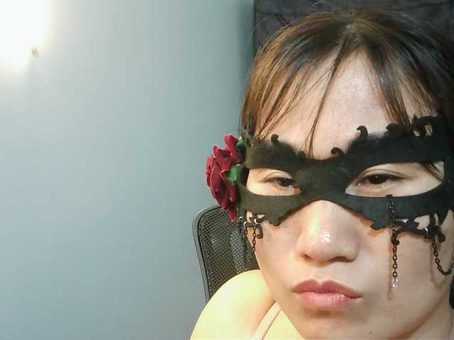 girl30slutty's BongaCams show and profile