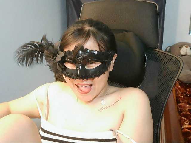 girl30slutty's BongaCams show and profile