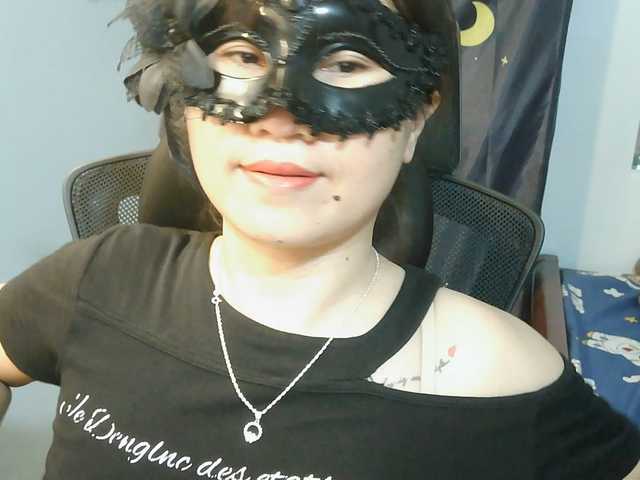 girl30slutty's BongaCams show and profile