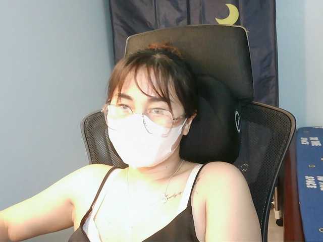 girl30slutty's BongaCams show and profile