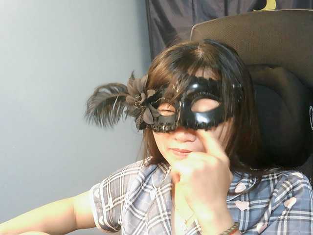 girl30slutty's BongaCams show and profile