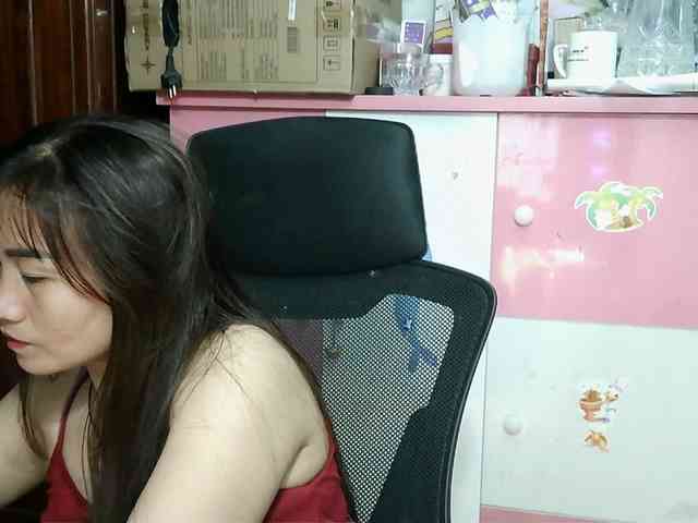 girl30slutty webcam