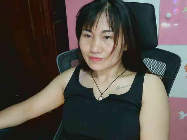 girl30slutty webcam