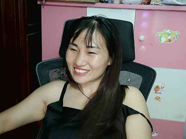 girl30slutty webcam
