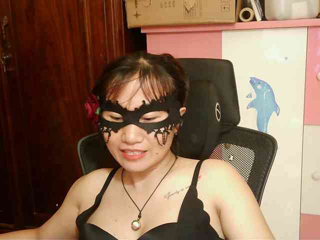 girl30slutty webcam
