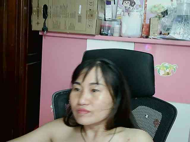 girl30slutty webcam