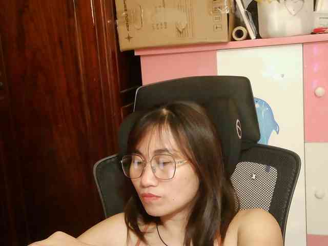 girl30slutty webcam