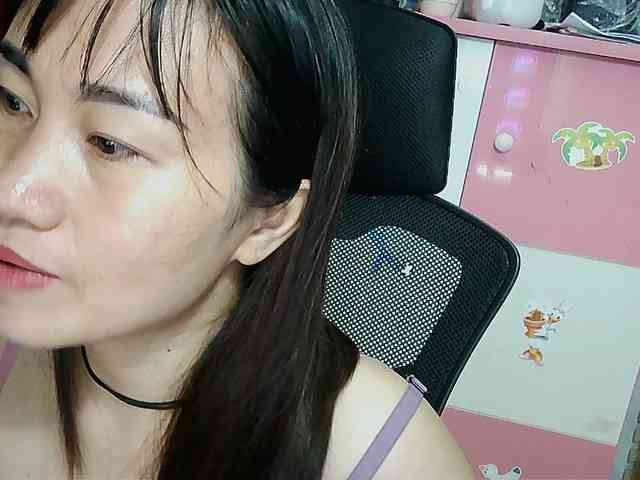 girl30slutty webcam