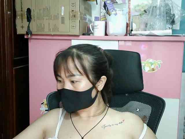 girl30slutty webcam