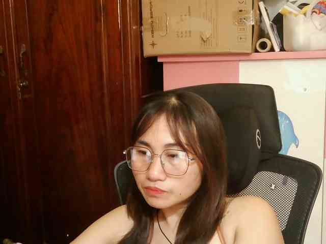 girl30slutty webcam