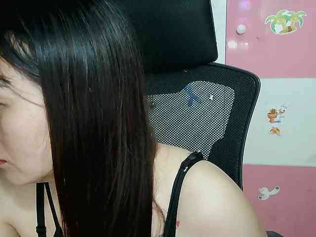 girl30slutty webcam