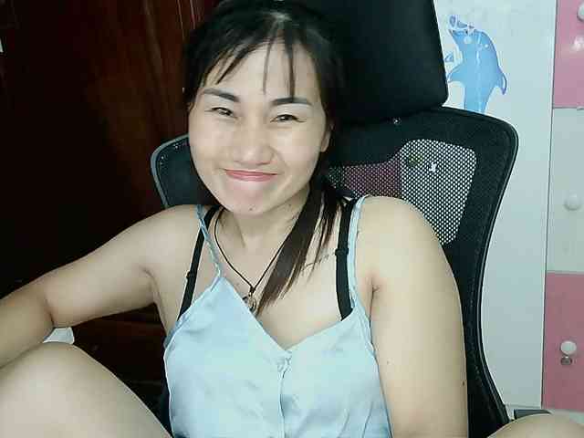 girl30slutty webcam