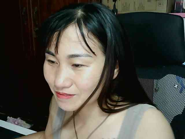 girl30slutty webcam