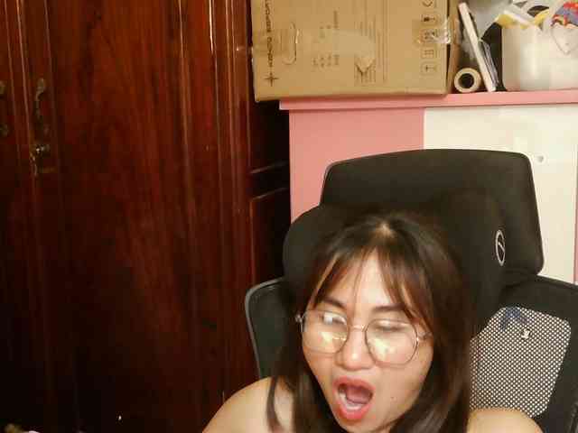 girl30slutty webcam