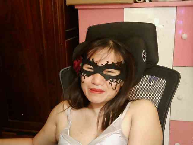 girl30slutty webcam