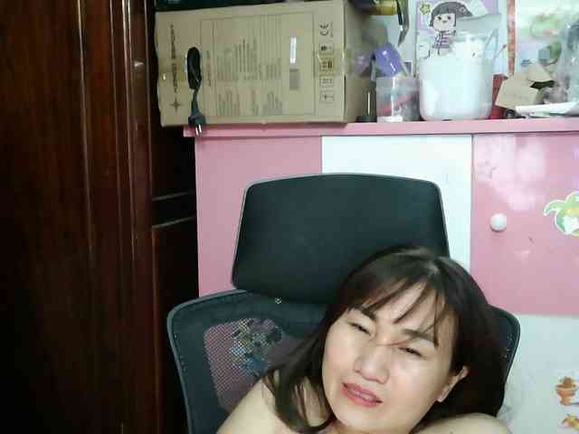 girl30slutty webcam