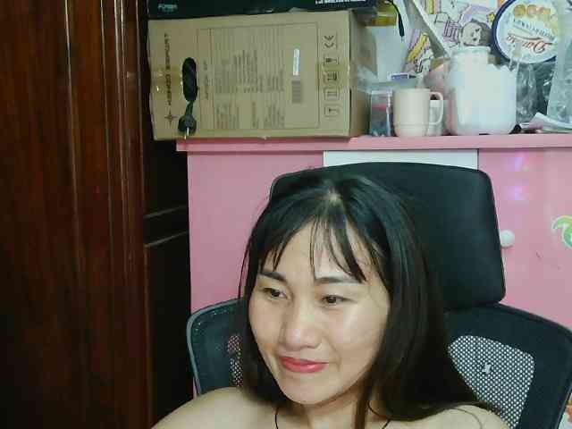 girl30slutty webcam