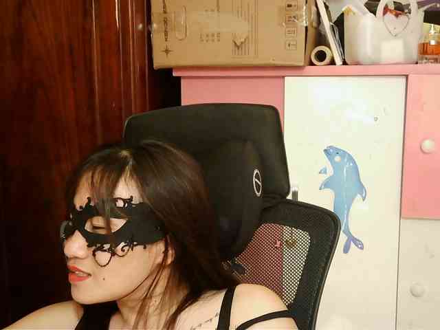girl30slutty webcam