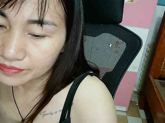 girl30slutty webcam