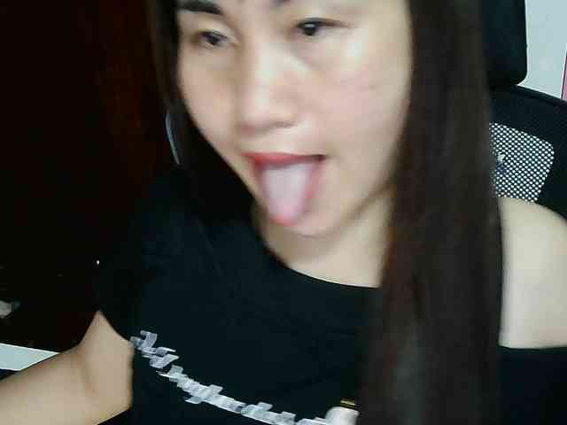 girl30slutty webcam