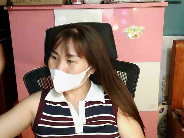 girl30slutty webcam