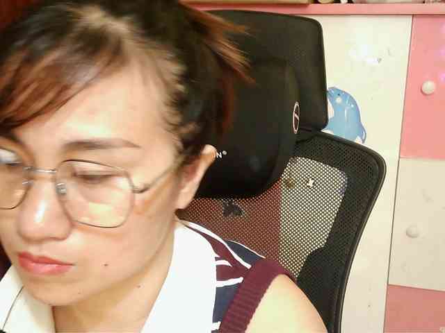 girl30slutty webcam
