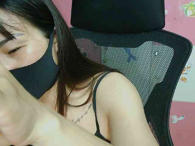 girl30slutty webcam