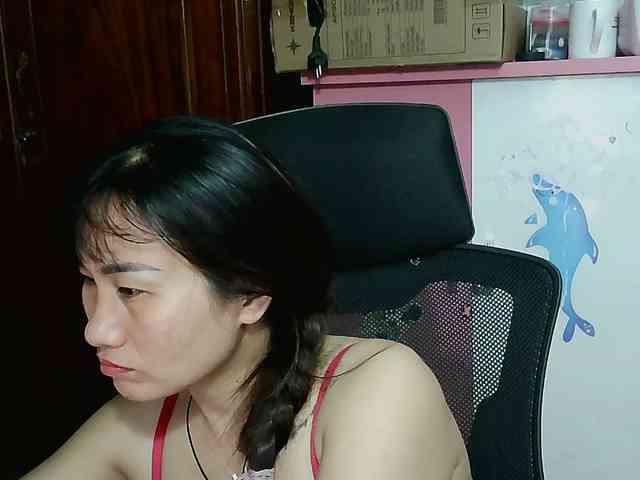 girl30slutty webcam