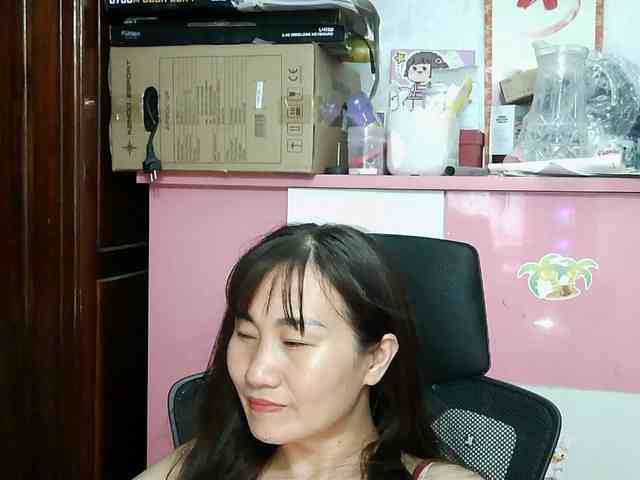 girl30slutty webcam