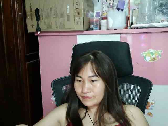 girl30slutty webcam